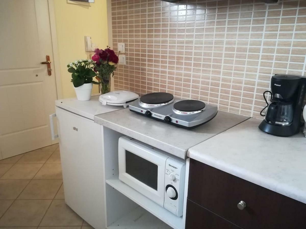 Little Yard Studios & Apartments #5 Budget Studio Naxos City 외부 사진