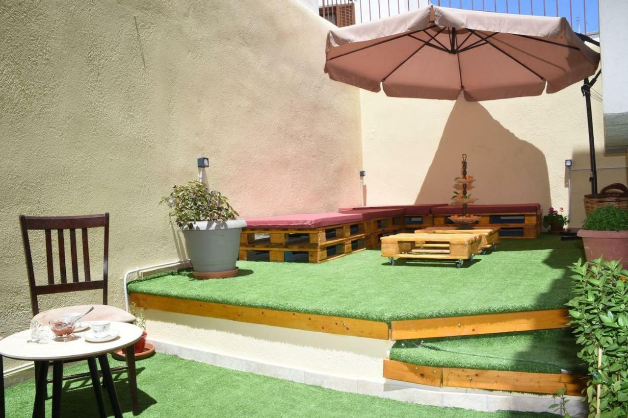Little Yard Studios & Apartments #5 Budget Studio Naxos City 외부 사진